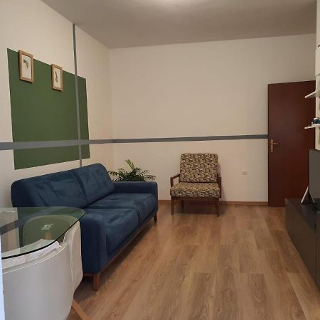 Heris'S Apartment Тирана Экстерьер фото